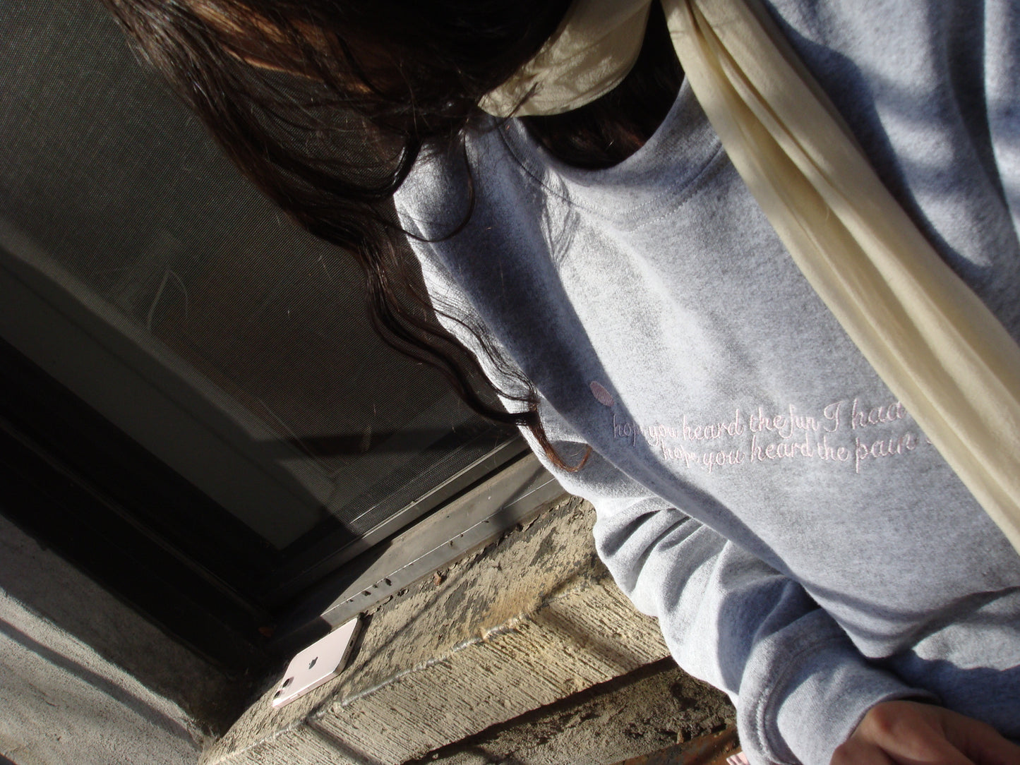 please return sweatshirt